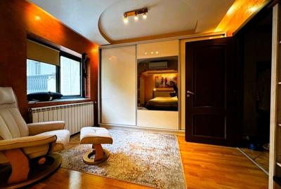 Apartament cu 3 camere decomandat în Târgu Cucu - 6