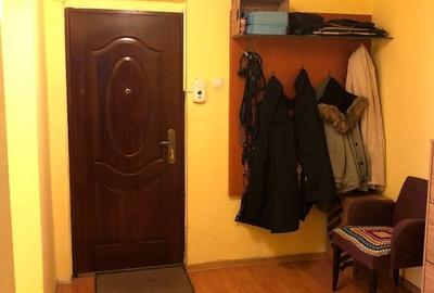 Apartament cu 2 camere decomandat în Beba Veche