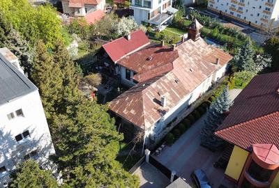 Teren de 1770 mp, în Zorilor