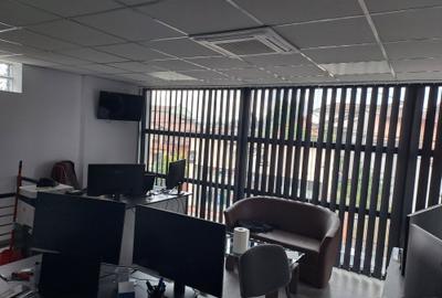 Spațiu comercial, de 35 mp, în Central - 2