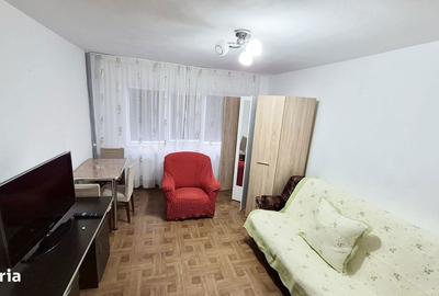 Garsonieră decomandată, mobilată în Inel II