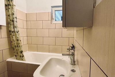 Apartament cu 4 camere decomandat în Aurel Vlaicu