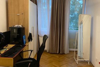 Apartament cu 2 camere decomandat în Calea București - 4