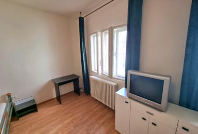 Garsonieră decomandată, mobilată în Traian - 7