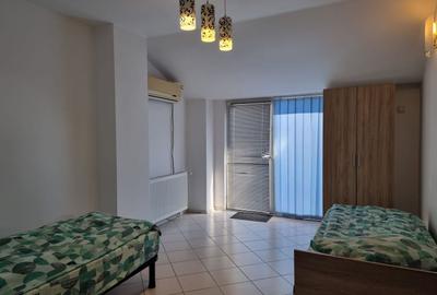 Casă cu 11 camere cu Canalizare în P-ța Ovidiu - 9