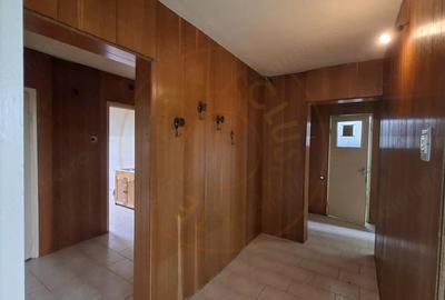 Apartament cu 4 camere decomandat în Nord