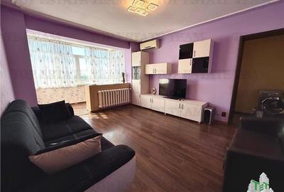 Apartament cu 3 camere semidecomandat în Crângași - 1