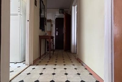 Apartament cu 2 camere decomandat, mobilat în Alexandru Obregia