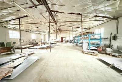 Spațiu industrial, de 1,200 mp, în Central - 7