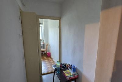 Garsonieră decomandată în Central