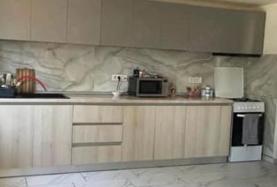 Casă cu 4 camere cu Teren 597 Mp în Central