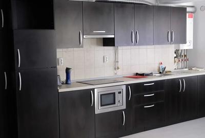 Apartament cu 2 camere decomandat în Drumul Taberei