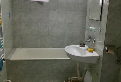 Apartament cu 2 camere decomandat în Central - 4