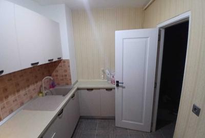 Apartament cu 3 camere decomandat în Valea Ialomiței - 2
