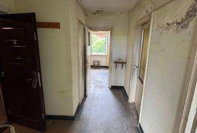 Apartament cu 3 camere decomandat în Săsar - 3