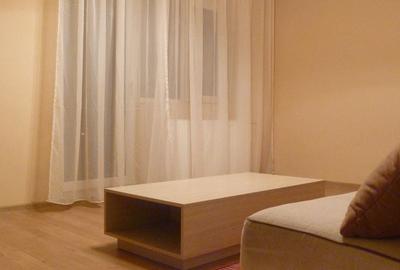Apartament cu 2 camere decomandat în Lipovei