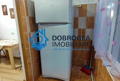 Apartament cu 2 camere decomandat în E3