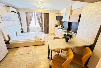 Casă individuală cu 8 camere cu Canalizare în Central - 12