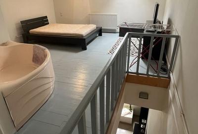Apartament cu 5 camere în Central