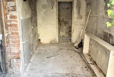 Casă cu 3 camere cu Teren 122 Mp în Central