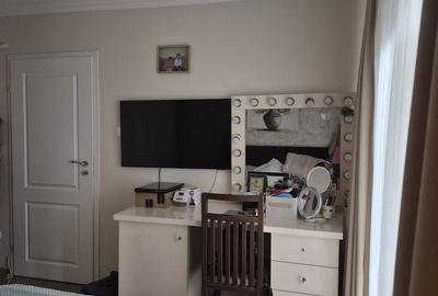 Apartament cu 3 camere decomandat, mobilat în Tomis III - 8