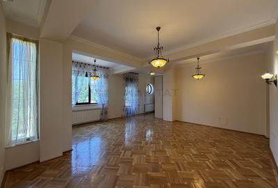 Casă individuală cu 9 camere cu Teren 1000 Mp în Central - 17