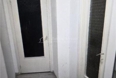 Apartament cu 4 camere decomandat în Bordei - 1