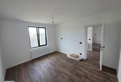 Casă cu 3 camere în Hemeiuș - 2