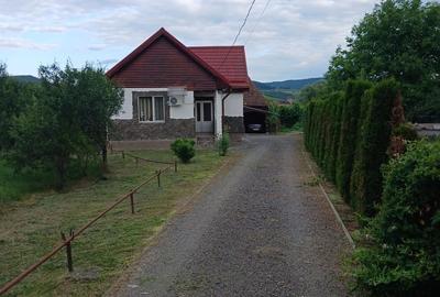 Casă cu 3 camere în Central
