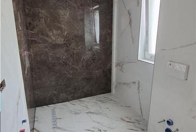 Casă cu 4 camere cu Teren 400 Mp în Rediu