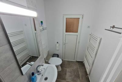 Apartament cu 2 camere semidecomandat în Radu Negru