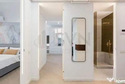 Apartament cu 3 camere semidecomandat în Central