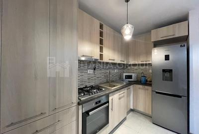 Apartament cu 2 camere semidecomandat în Tractorul - 2
