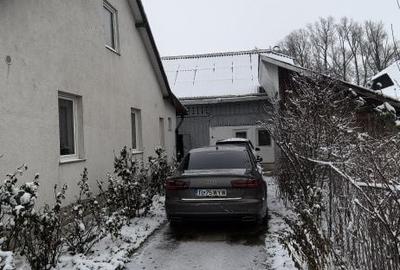 Casă cu 4 camere în Central - 2
