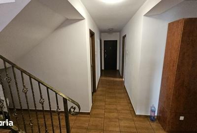 Casă cu 5 camere cu Teren 768 Mp în Poienarii Burchii - 14