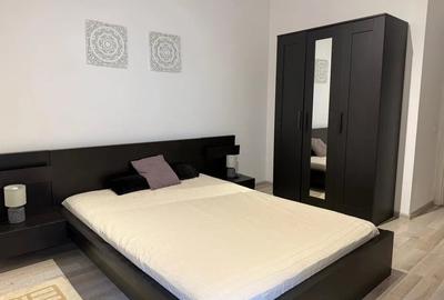 Apartament cu 2 camere decomandat, mobilat în Berceni