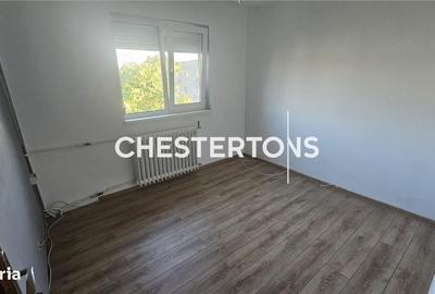 Apartament cu 3 camere semidecomandat în Gorjului