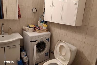 Apartament cu 4 camere decomandat în 1 Mai