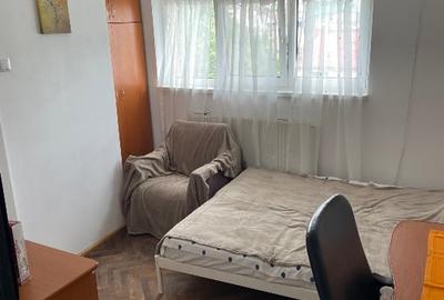 Apartament cu 2 camere semidecomandat, mobilat în Unirii - 1