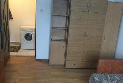 Garsonieră decomandată în Tătărași