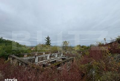 Teren de 7362 mp, în Central