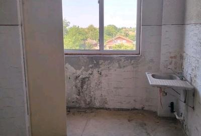 Apartament cu 2 camere nedecomandat în Central