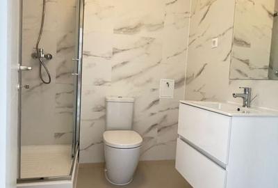 Apartament cu 3 camere decomandat în Titan - 13