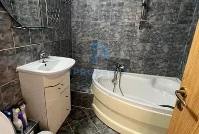 Apartament cu 2 camere decomandat în Berceni