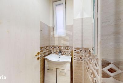 Apartament cu 4 camere în Unirii