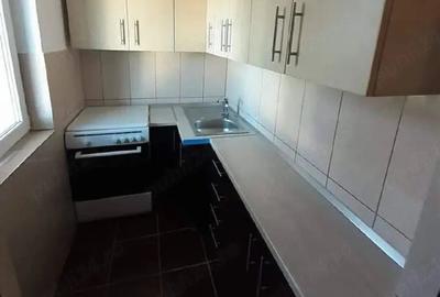 Apartament cu 2 camere decomandat în Central - 3