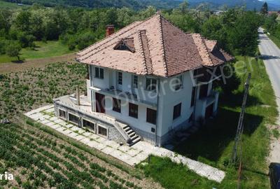 Casă cu 4 camere în Bujoreni - 16