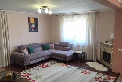 Casă cu Teren 1000 Mp în Central - 2