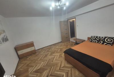 Garsonieră decomandată în 13 Septembrie - 14