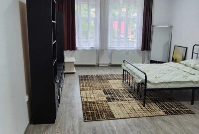 Apartament cu 2 camere decomandat în Central - 6
